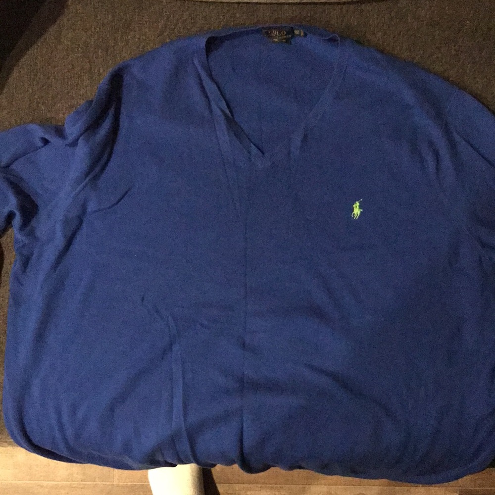 V Neck polo - Picture 2 of 2
